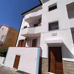 Stella 3*