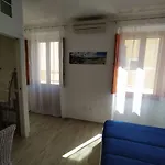Stella بيت ضيافة سانتا تيريزا غالّورا